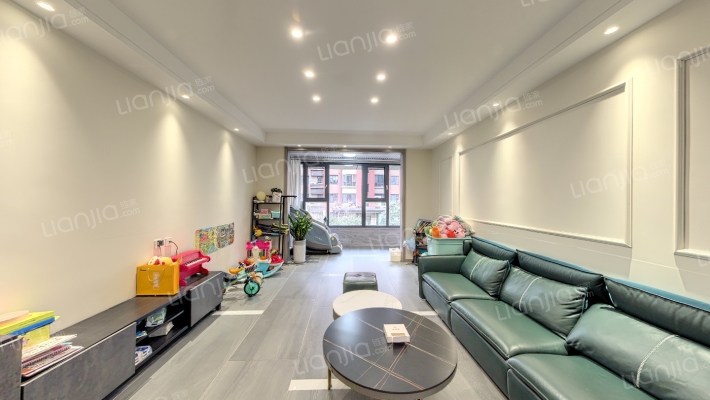 领馆1号二手房实景图