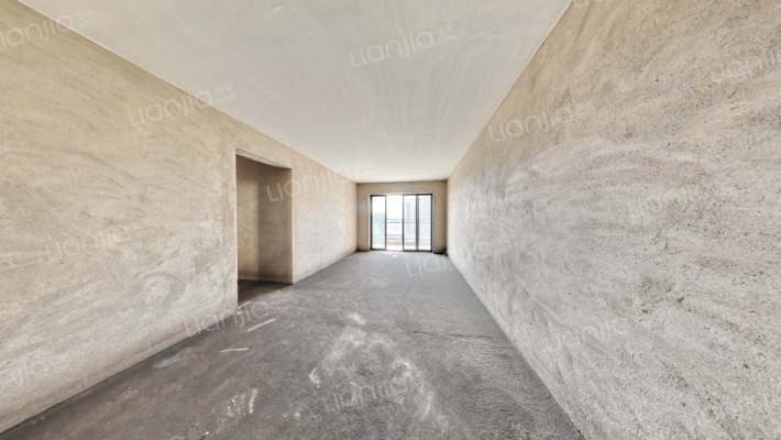 鸿润南韵花园二手房实景图