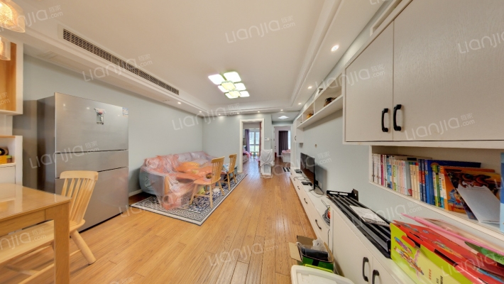 德萃公寓二手房实景图