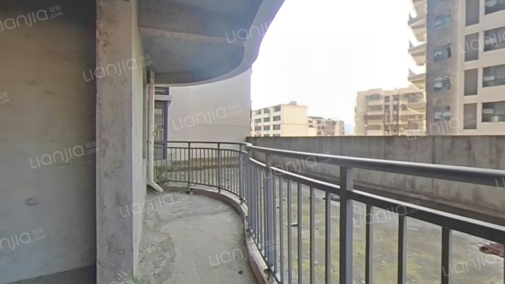 东洲水岸豪庭二手房实景图