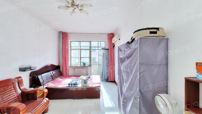 金属器件厂住宅小区二手房实景图