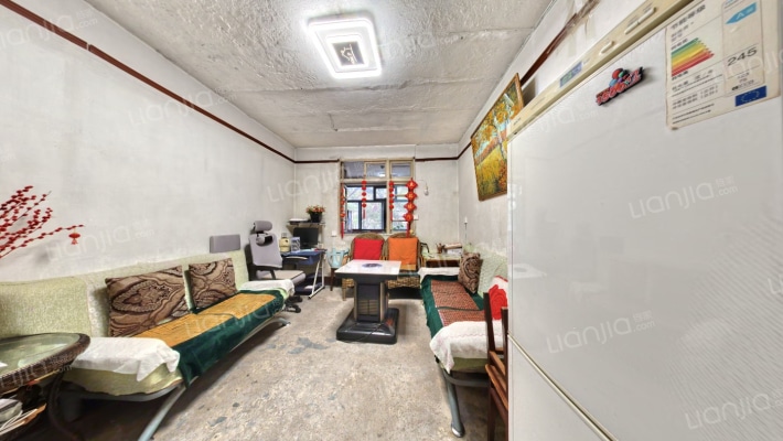 市东路50号二手房实景图