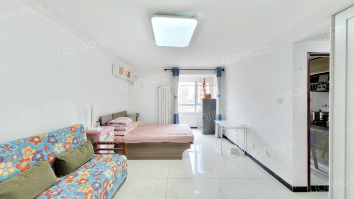 佟馨家园A区二手房实景图