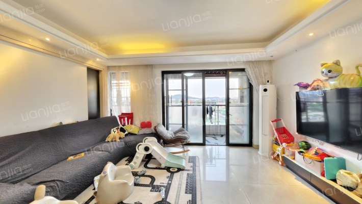 富力院士庭二手房实景图