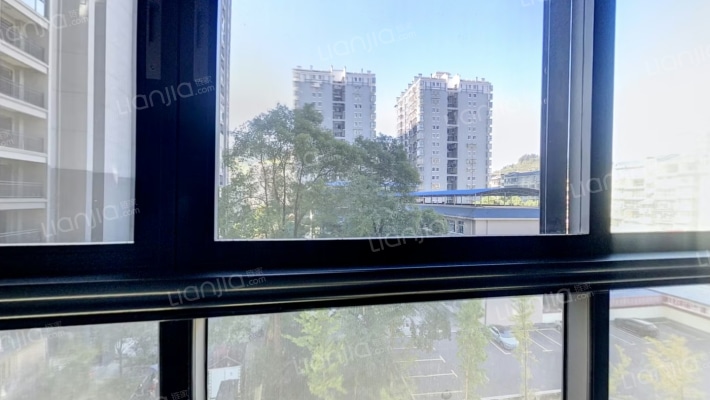 燕兰苑二手房实景图