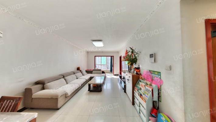 宏府鹍翔九天E区二手房实景图