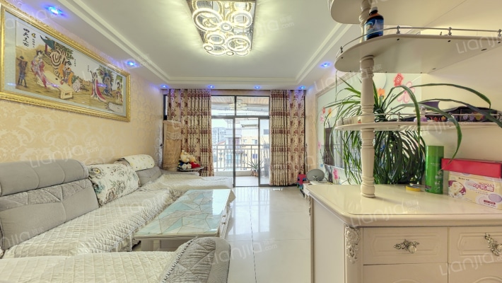 金易花园二手房实景图