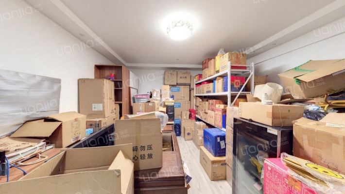 中盛公寓二手房实景图