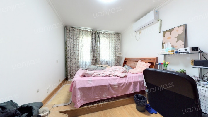 万润家园二手房实景图