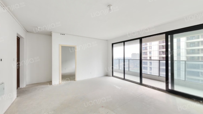 四季华庭二手房实景图