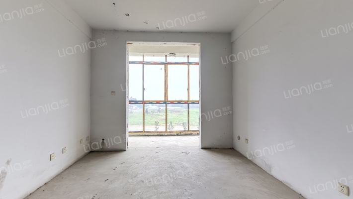 兴堰丽景C区二手房实景图