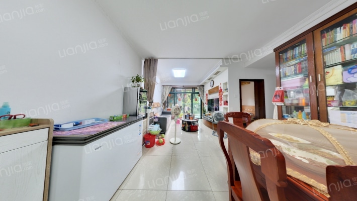 庐峰翠苑二手房实景图