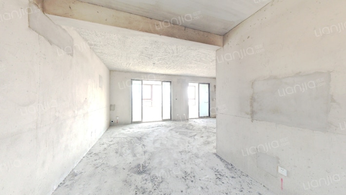 万瑞林山翠语二手房实景图