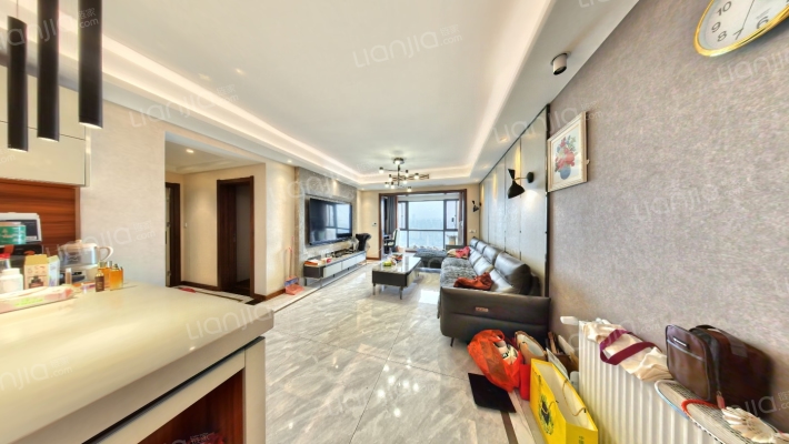 和泓江山国际二手房实景图