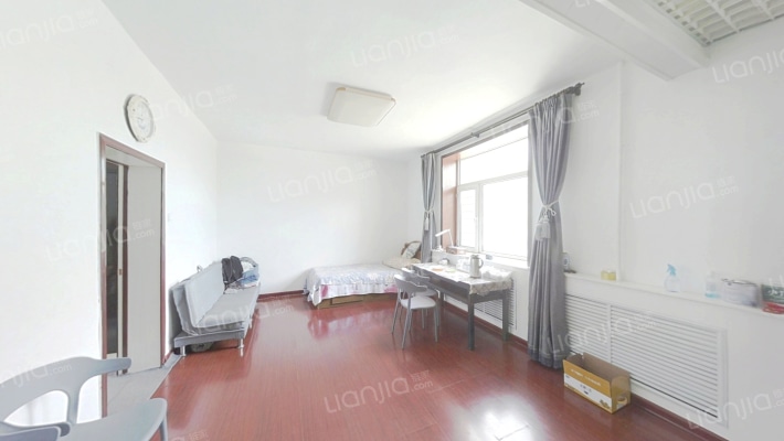 公滨路二手房实景图