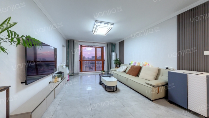 恒信阳光假日A区二手房实景图