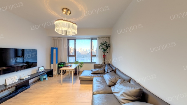 和泓长白府二手房实景图