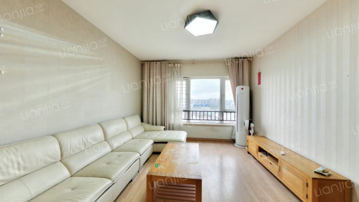 万科金色里程二手房实景图