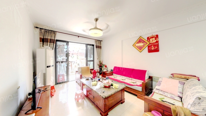 兴港花园四期二手房实景图