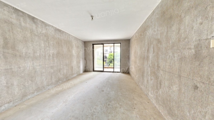 地中海一号公馆二手房实景图