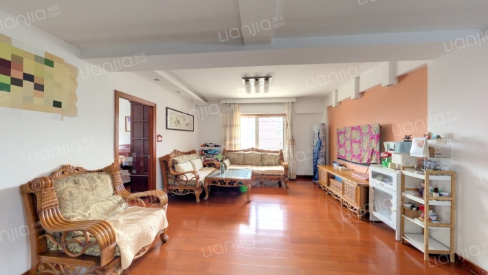 海景东苑二手房实景图