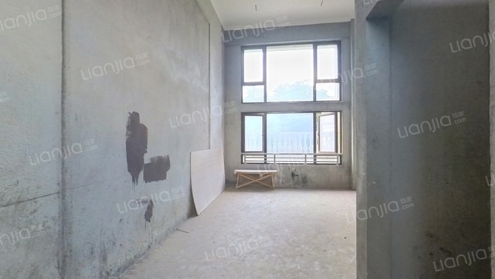 融诚园未来里二手房实景图