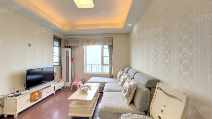 万科城二手房实景图