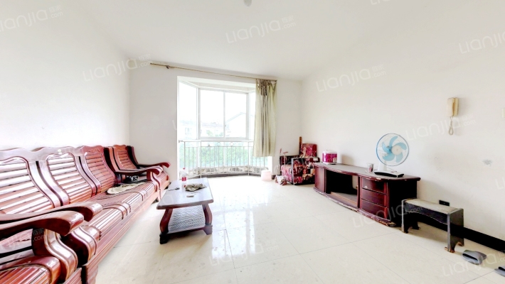 青江华庭B区二手房实景图