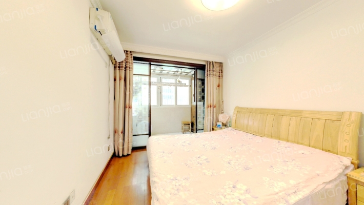 水西门大街135号二手房实景图