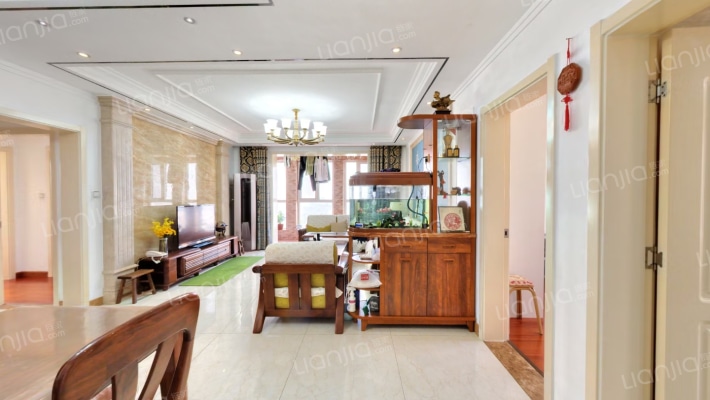 蓝山湾一期二手房实景图