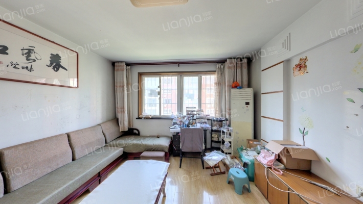 上海花苑3期二手房实景图