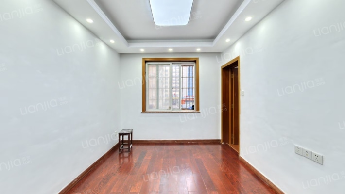 龙湾新村二手房实景图