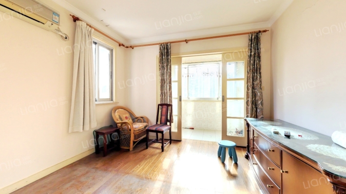 怡甸公寓二手房实景图