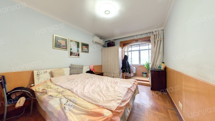 建秦苑小区二手房实景图