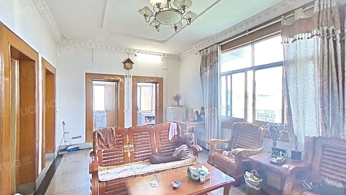 变电大楼二手房实景图