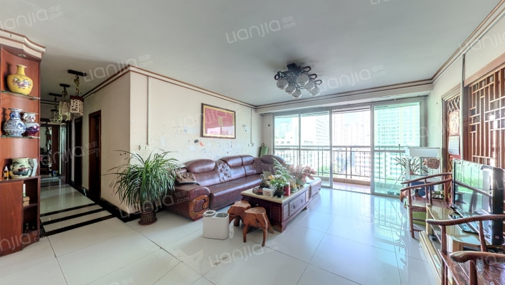 阳光华庭二手房实景图