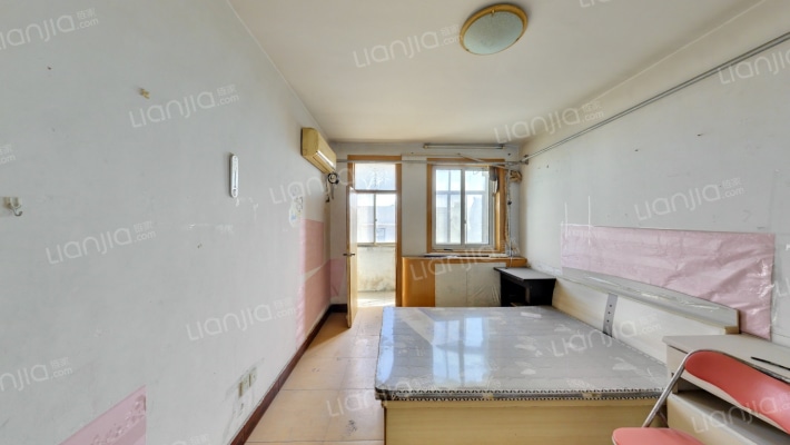 梁苑新村二手房实景图