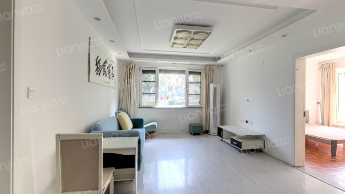 亚泰梧桐世家二手房实景图