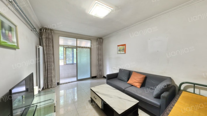 三五零七社区二手房实景图