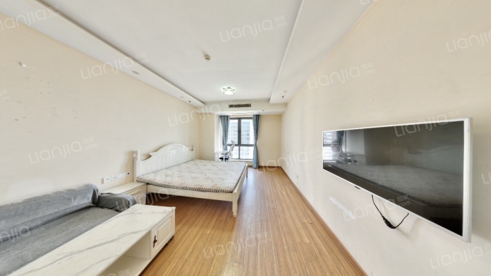 证大大拇指广场二手房实景图