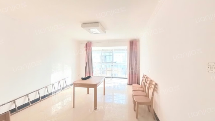 温馨家园二手房实景图