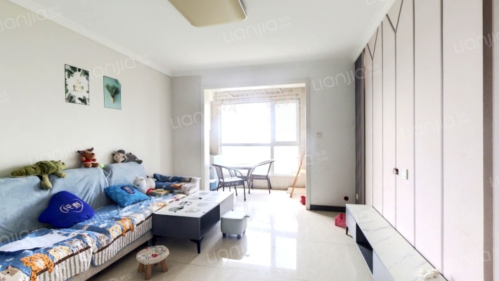 天地新城 3室2厅 南 北-客厅