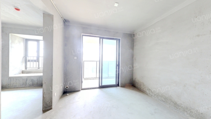 蓝庭景园二手房实景图