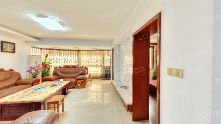 新湾商贸城二手房实景图