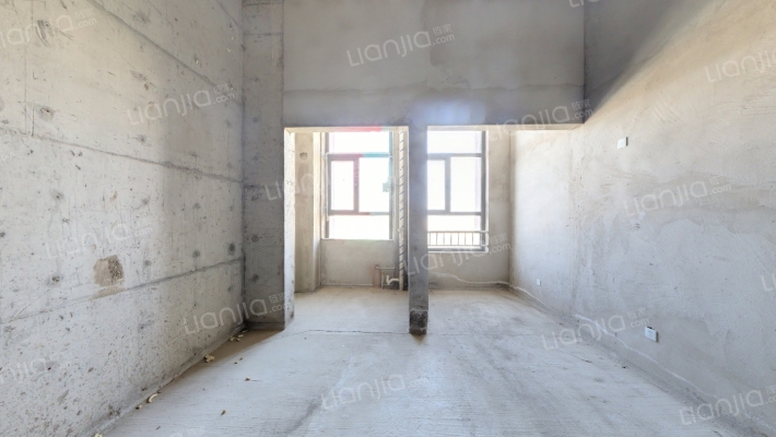 瑞雪华庭二手房实景图