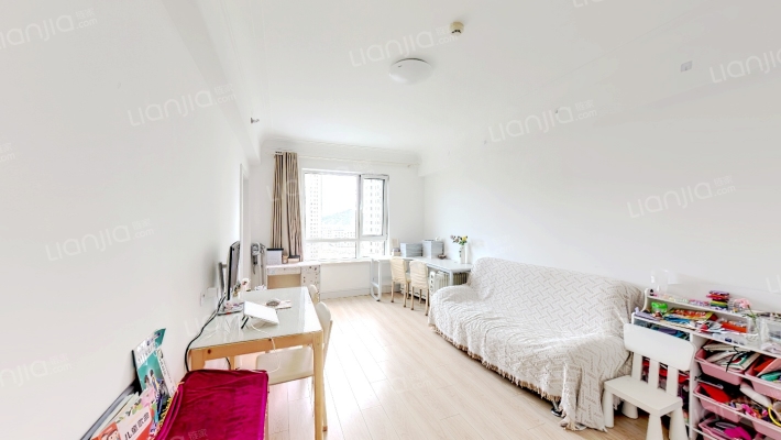 东方圣克拉公寓二手房实景图