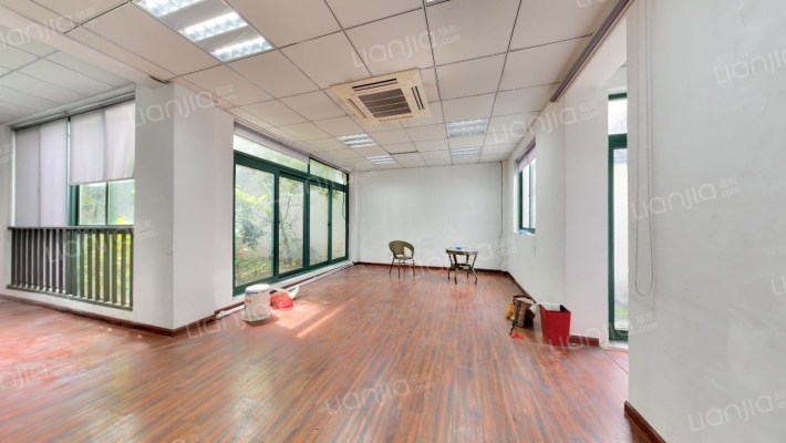 和园二手房实景图