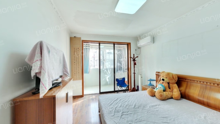 凤凰西街114号二手房实景图