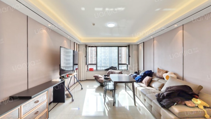 鹊华居二手房实景图