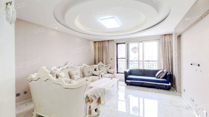 万科东湾半岛B区二手房实景图